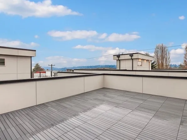 6751 15th Ave NW, Seattle, WA 98117