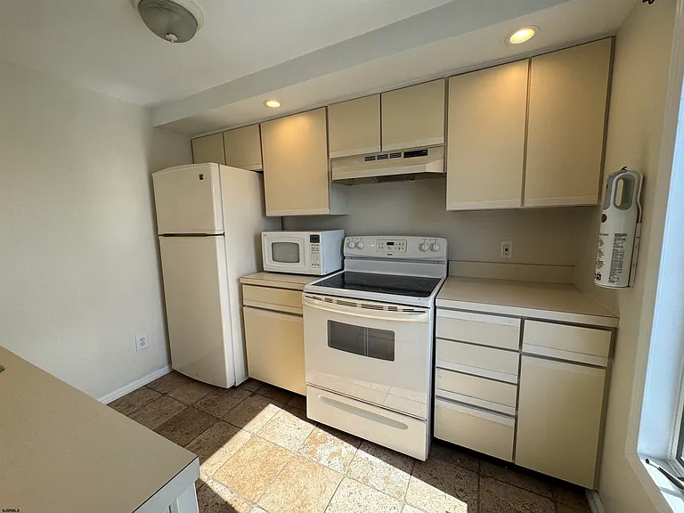 3816 South Blvd #1 — Photo 7