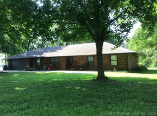 662 Hampton Rd, Adair, OK 74330