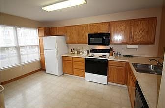 2nd image of 161 Valerie Ln