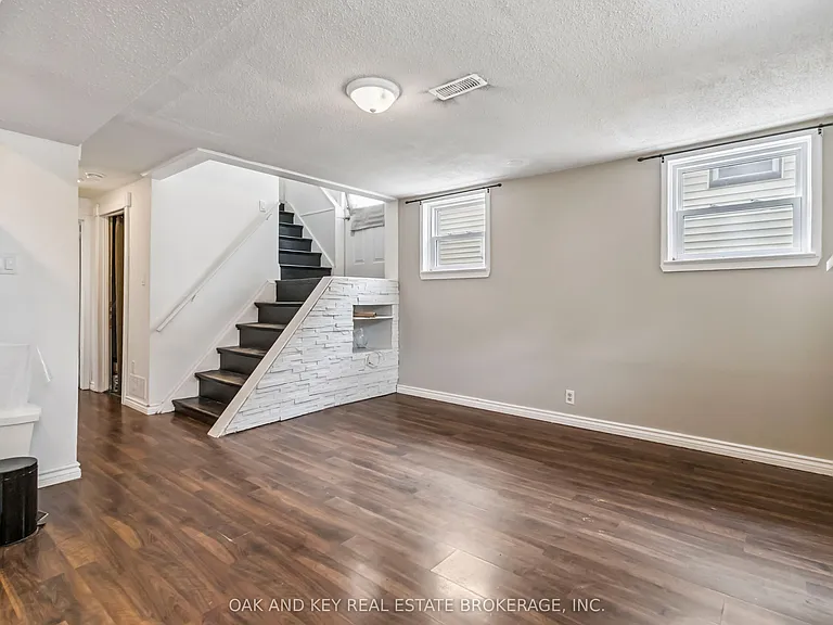 487 Burbrook Pl — Photo 21