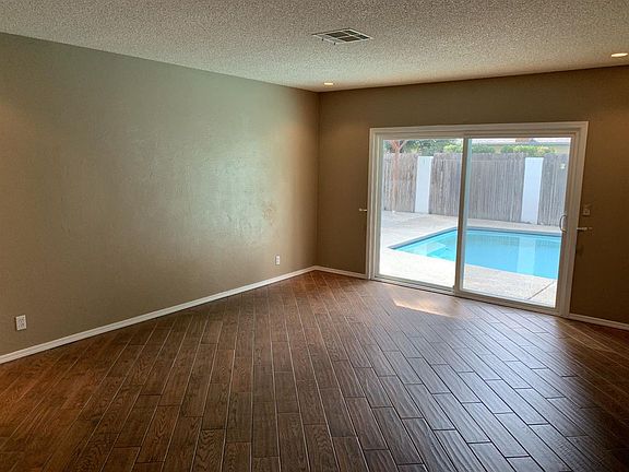 5th image of 3419 W Coppola Ave