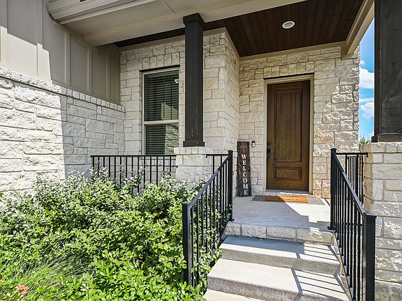 3rd image of 195 Autumn Wood Ln