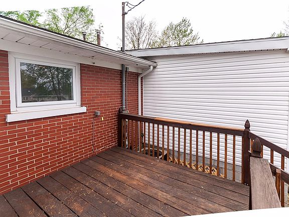 4th image of 601 Nakomi Dr