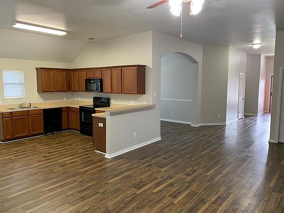 4th image of 138 Kincaid Dr