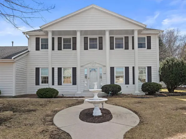 N78W15479 Old Gate ROAD, Menomonee Falls, WI 53051