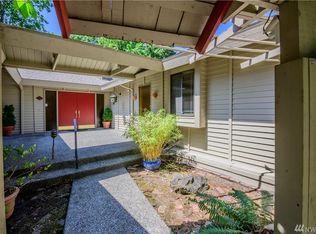 2045 80th Ave SE, Mercer Island, WA 98040