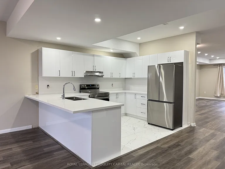 349 Edgehill Dr — Photo 2