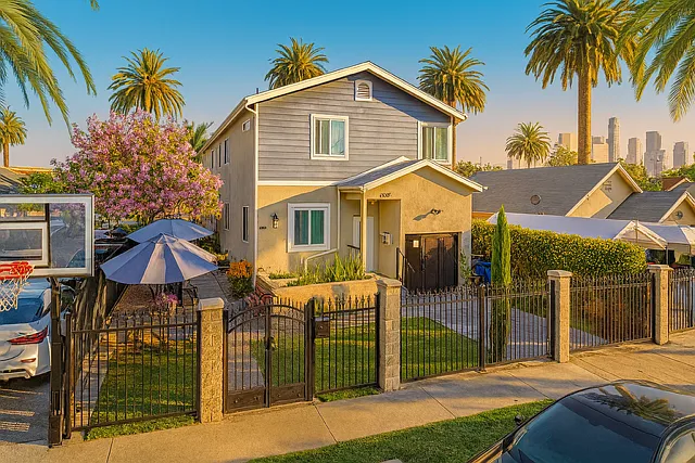 1 bed, 1000 sqft, $700 — Photo 1