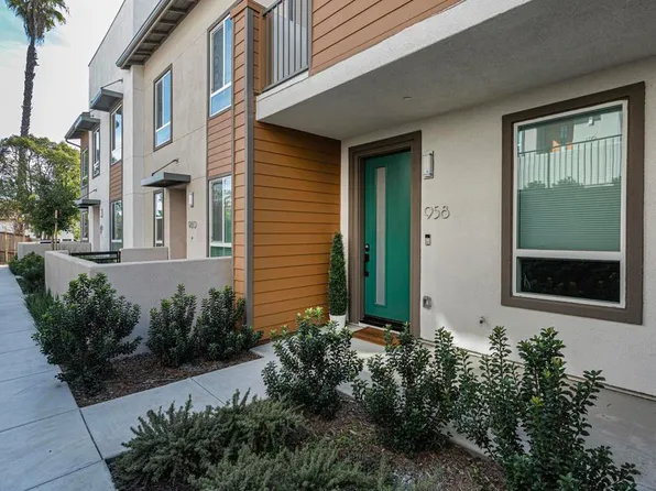 958 Foxwood Ln, Vista, CA 92081