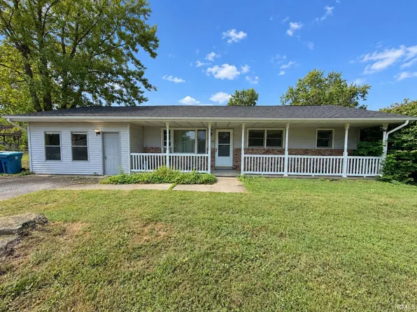 601 W Alice St, Kouts, IN 46347