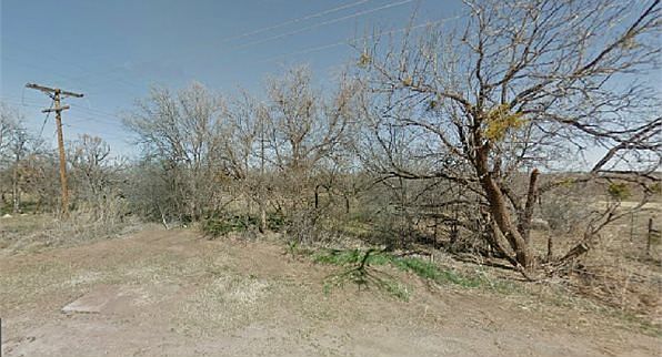 1st image of 812 Southeast Avenue C