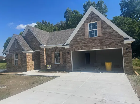 465 Magnolia St, Marion, AR 72364