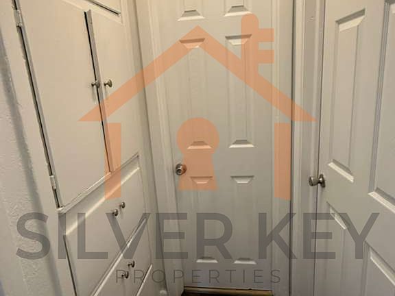 3rd image of 1517 NW Lincoln Ave