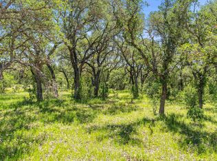 1422 4th St, Johnson City, TX 78636