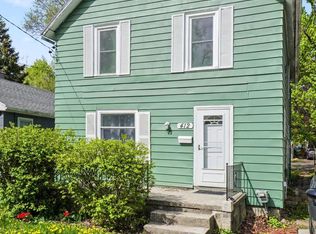 412 S Fairview Ave, Lansing, MI 48912