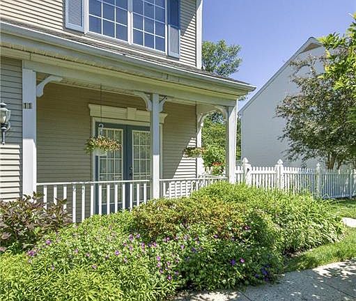 3rd image of 11 Holohan Dr