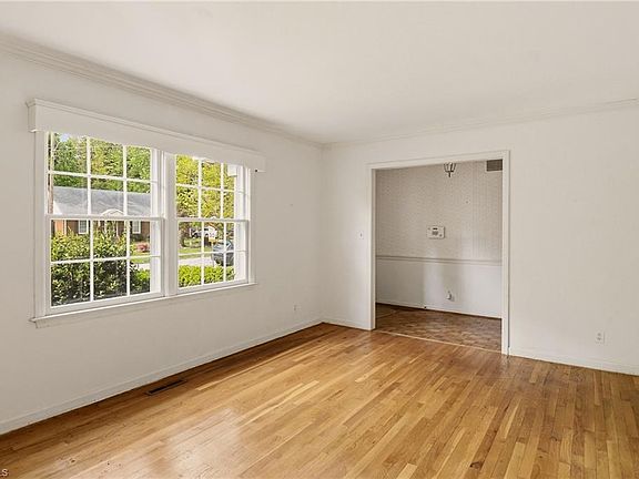 3rd image of 2514 Gracewood Dr