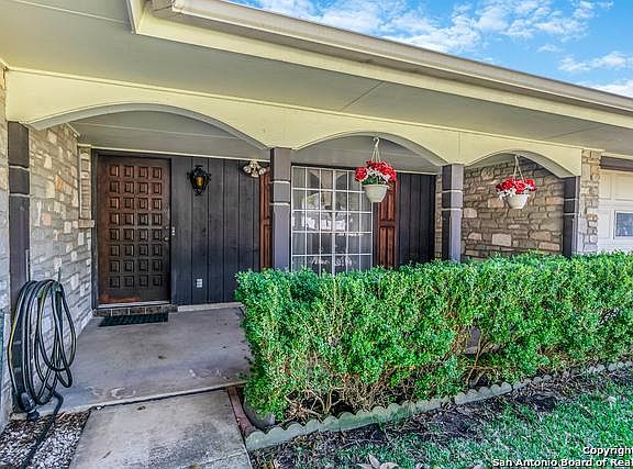 5th image of 4122 Desert View Dr