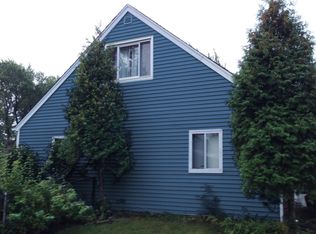 2005 Shepard Rd, Hoffman Estates, IL 60169