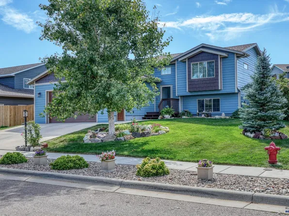 235 ELI DR, Rapid CIty, SD 57701-235