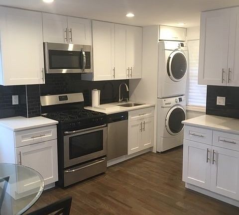 4th image of 36B Avenue A