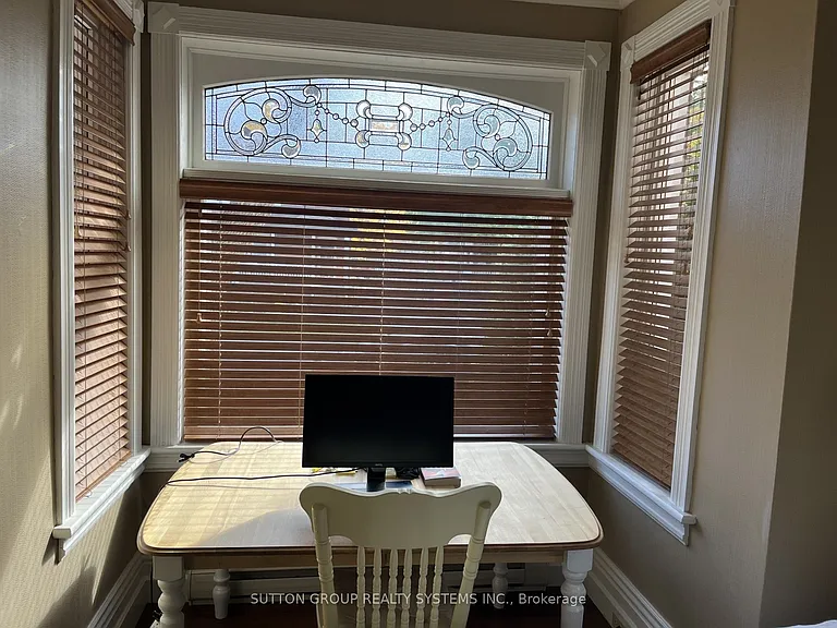 58 Bruce St S #1 — Photo 10