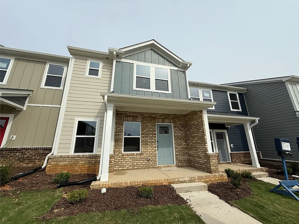 3707 Rosebush Dr