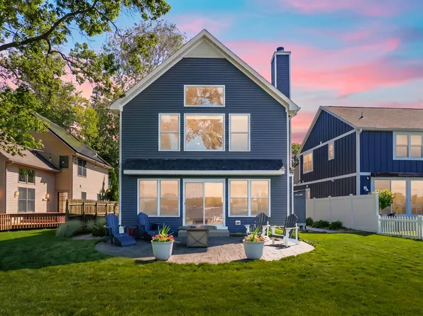 2136 Ames Dr, Portage, MI 49002