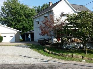 21 5th St, Claysville, PA 15323