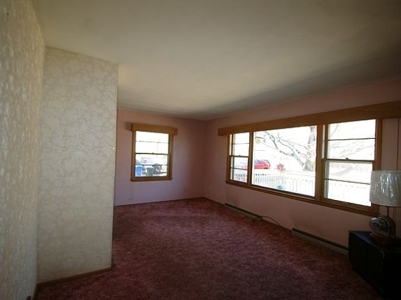 2nd image of 5187 Irish Ln