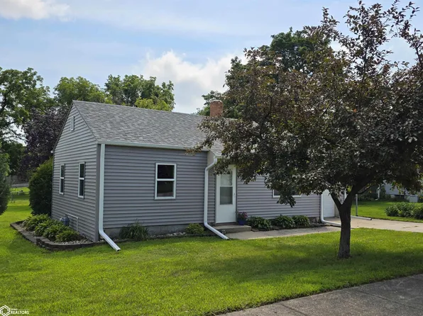 823 15th St SE, Mason City, IA 50401