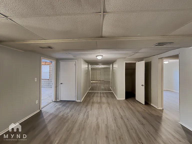 9925 Miller Ave — Photo 6
