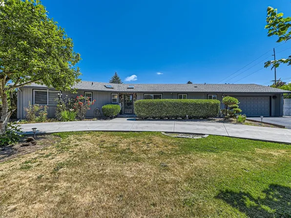 9907 NW 11th Ave, Vancouver, WA 98685