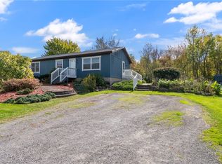 646 Berg Rd, Ontario, NY 14519