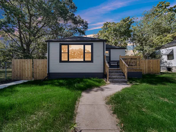 2232 Roosevelt Pl, Gary, IN 46404