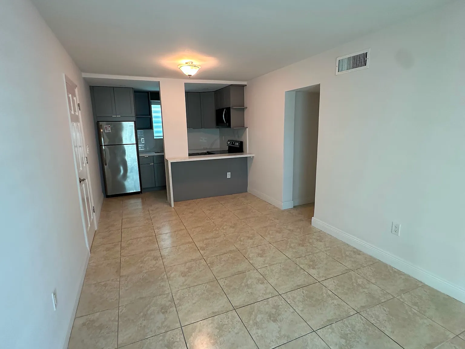 2 bed, $2,200 — Photo 3