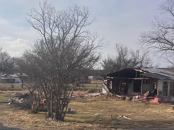 4th image of 1110 Bluebonnet Rd