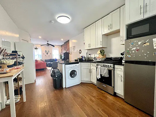 Rented by Arché Nest | media 6