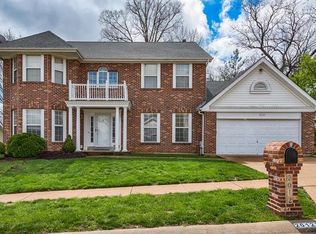 2012 Lance End Ct, Fenton, MO