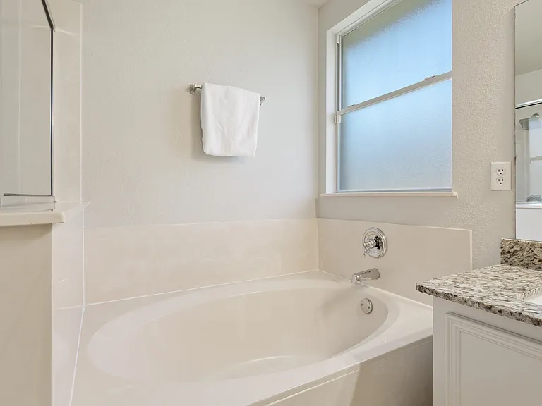 709 Bighorn Dr — Photo 16
