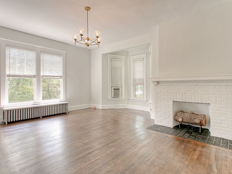 1st image of 2343 Park Ave #F