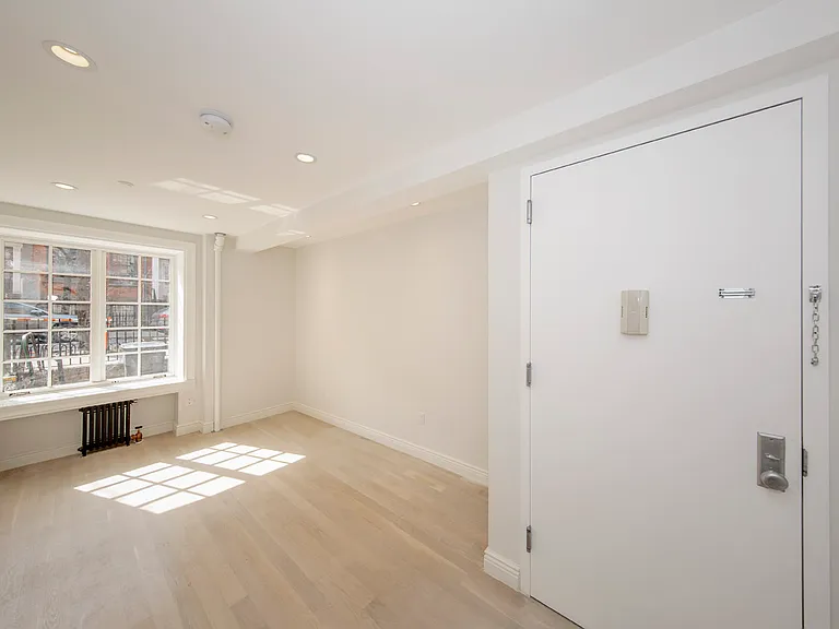 51 W 11th St #B1 — Photo 3