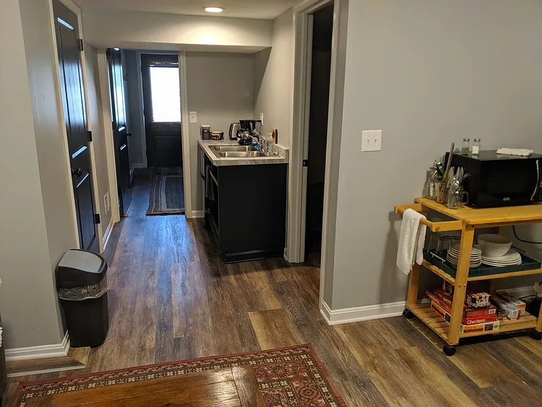 124 Cannons Ln — Photo 35
