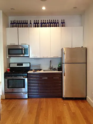 Rented by Full Time Management | media 46