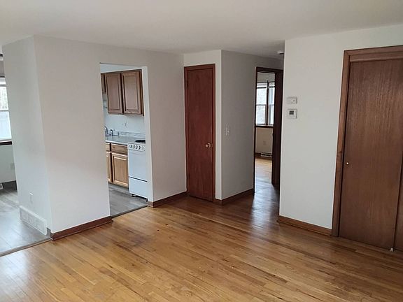 4th image of 138 Polk St APT 2