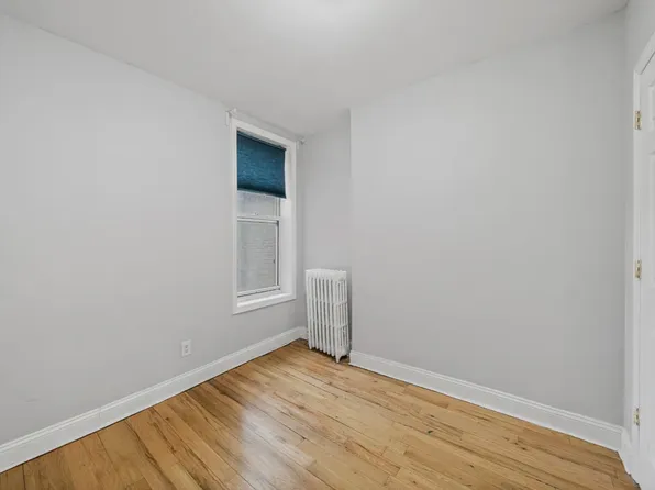 202 Hull Street image 4 of 10