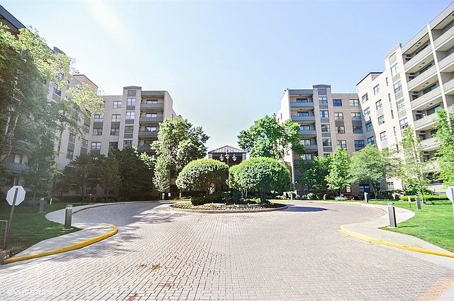 1st image of 4545 W Touhy Ave APT 623