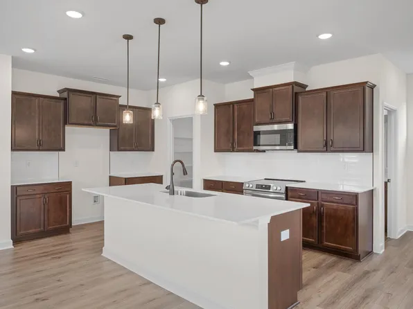 353 Old Fashioned Way, Lillington, NC 27546