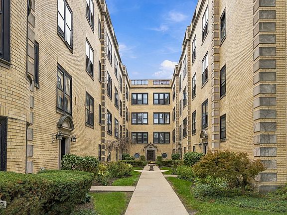 2nd image of 2540 N Kedzie Blvd APT 308